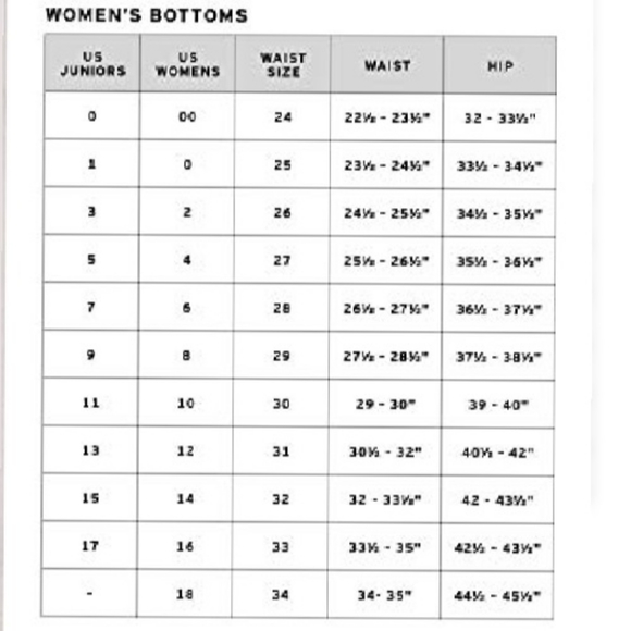 NWT Levis Womens Classic Mid Rise Bermuda Shorts - Picture 9 of 13